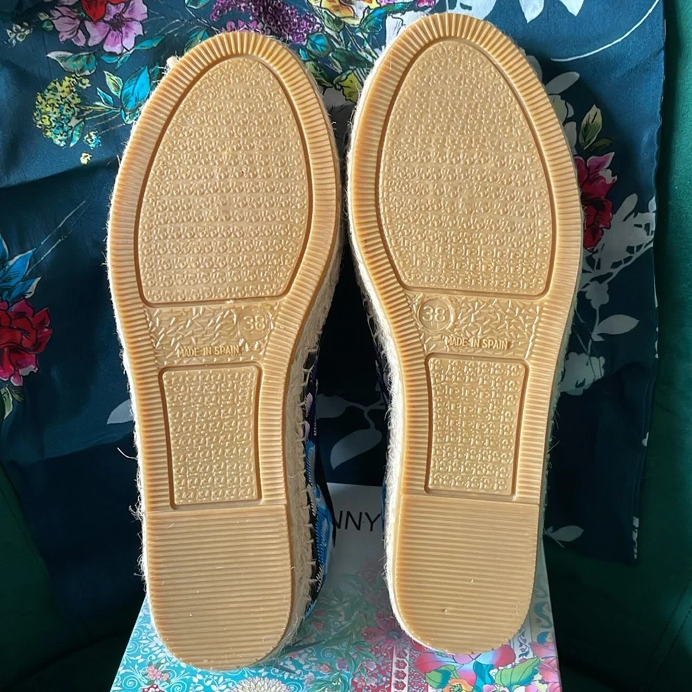 NWT Johnny Was Cooper Espadrilles